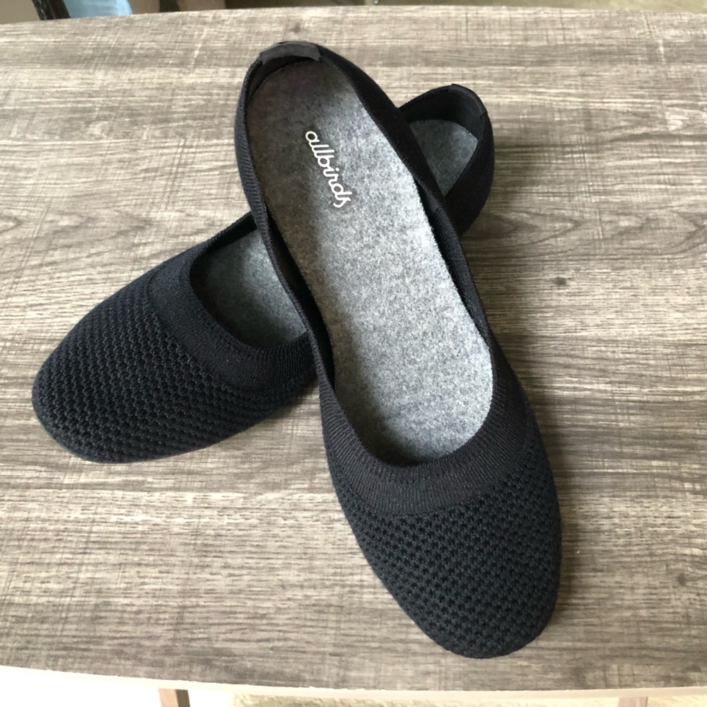 Allbirds Tree Breezers (Flats) - Size 9 W - Jet Black